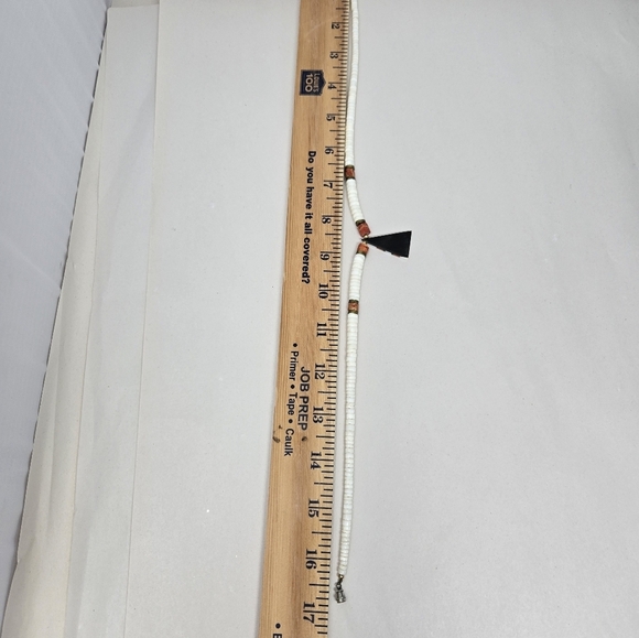 Vintage Heishi Necklace Brass White & Red Beads Pyramid Pendant Beachy Hawaiian - Picture 7 of 9